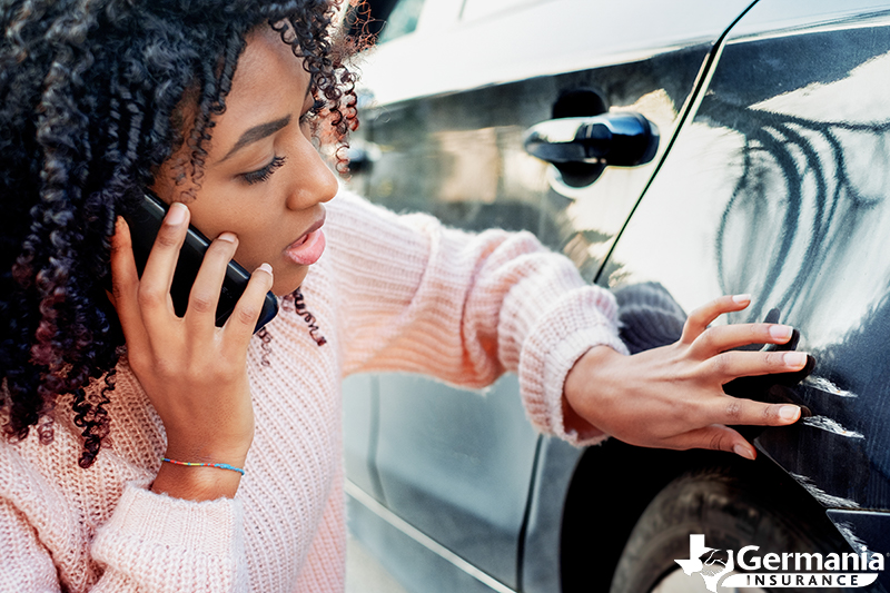 A woman filing an insurance claim for an auto accident