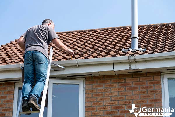 Winterizing the roof and cleaning gutters